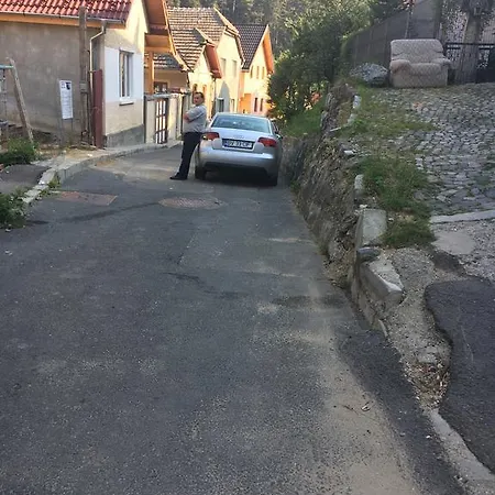 Altfel Хостел